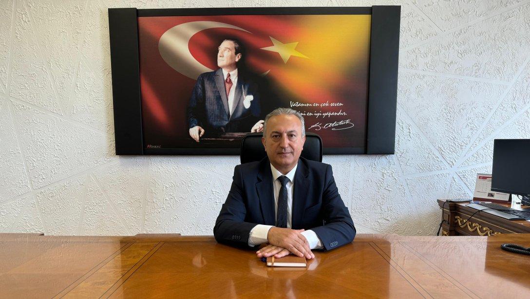 İlçe Milli Eğitim Müdürü Tahir UYGUR